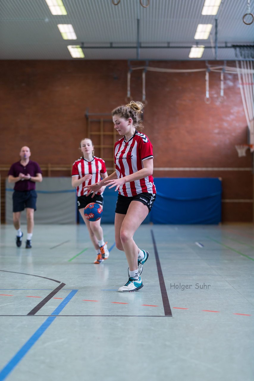 Bild 116 - A.Juniorinnen Bramstedter TS - HSG Fockb/Nuebbel : Ergebnis: 28:32